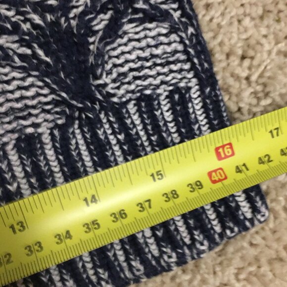 Banana Republic Cable Knit Cropped 3/4 Sleeve Sweater Top - Picture 11 of 13